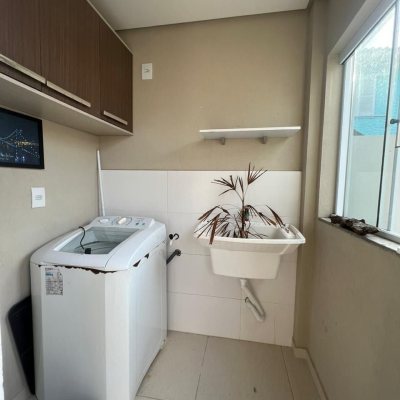 Apartamentos com 77m², 2 quartos, no bairro Ingleses do Rio Vermelho em Florianópolis