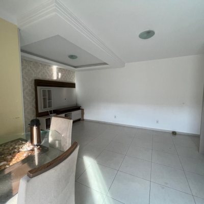 Apartamentos com 77m², 2 quartos, no bairro Ingleses do Rio Vermelho em Florianópolis