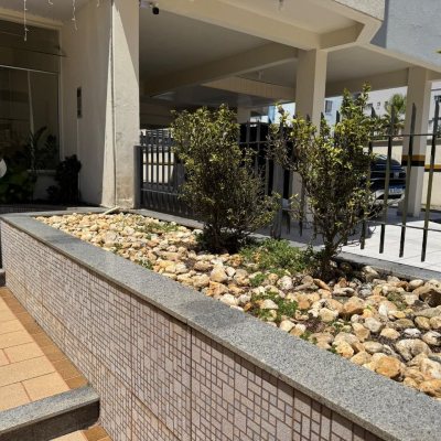 Apartamentos com 45m², 1 quarto, 1 garagem, no bairro Canasvieiras em Florianópolis