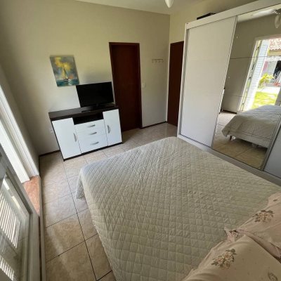 Casa em Condomínio com 185m², 4 quartos, 3 suítes, 2 garagens, no bairro Ponta Das Canas em Florianópolis