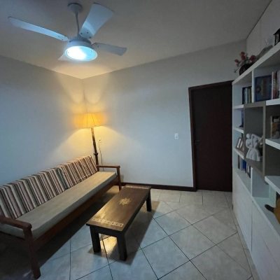 Casa em Condomínio com 185m², 4 quartos, 3 suítes, 2 garagens, no bairro Ponta Das Canas em Florianópolis