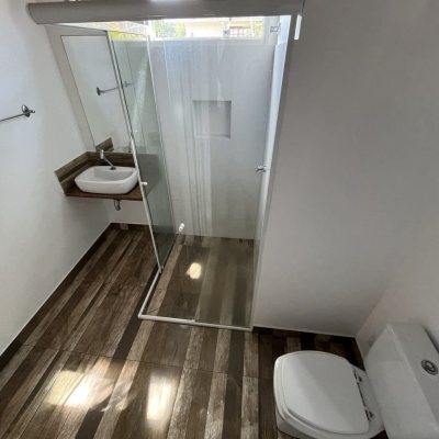 Casa em Condomínio com 185m², 4 quartos, 3 suítes, 2 garagens, no bairro Ponta Das Canas em Florianópolis