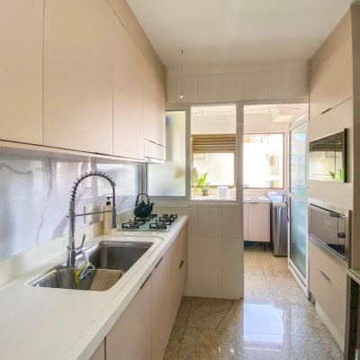 Apartamentos com 106m², 3 quartos, 1 suíte, 2 garagens, no bairro Estreito em Florianópolis