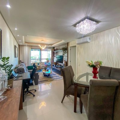 Apartamentos com 106m², 3 quartos, 1 suíte, 2 garagens, no bairro Estreito em Florianópolis