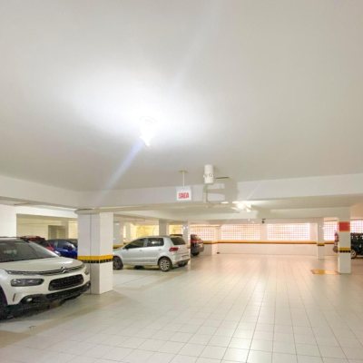 Apartamentos com 106m², 3 quartos, 1 suíte, 2 garagens, no bairro Estreito em Florianópolis