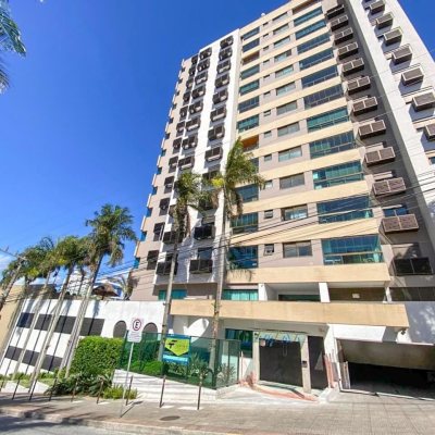 Apartamentos com 106m², 3 quartos, 1 suíte, 2 garagens, no bairro Estreito em Florianópolis