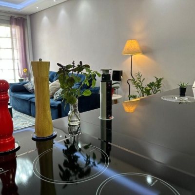 Apartamentos com 84m², 3 quartos, 1 suíte, 1 garagem, no bairro Coqueiros em Florianópolis