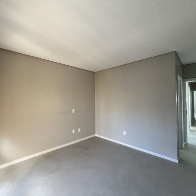 Casa em Condomínio com 183m², 3 quartos, 3 suítes, 2 garagens, no bairro Ingleses do Rio Vermelho em Florianópolis