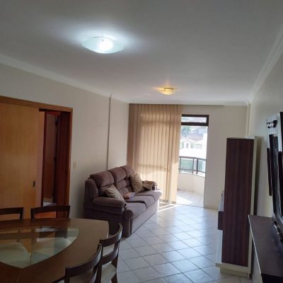 Apartamentos com 76m², 2 quartos, 1 suíte, 1 garagem, no bairro Centro em Florianópolis