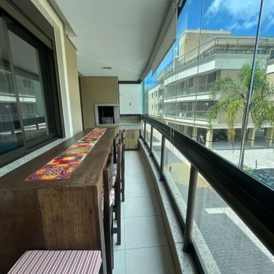 Apartamentos com 114m², 3 quartos, 1 suíte, 2 garagens, no bairro Campeche em Florianópolis