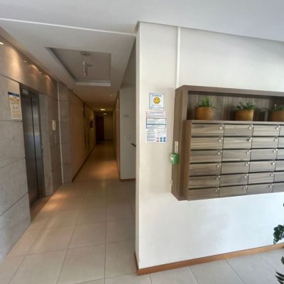 Apartamentos com 114m², 3 quartos, 1 suíte, 2 garagens, no bairro Campeche em Florianópolis