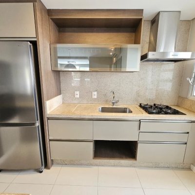 Apartamentos com 95m², 3 quartos, 1 suíte, 2 garagens, no bairro Jurerê em Florianópolis