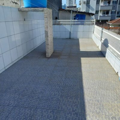 Casa Residencial com 156m², 4 quartos, 1 suíte, 3 garagens, no bairro Barreiros em São José