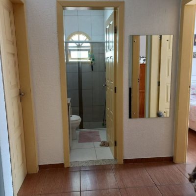 Casa Residencial com 156m², 4 quartos, 1 suíte, 3 garagens, no bairro Barreiros em São José