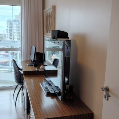 Apartamentos com 99m², 3 quartos, 1 suíte, 1 garagem, no bairro Coqueiros em Florianópolis