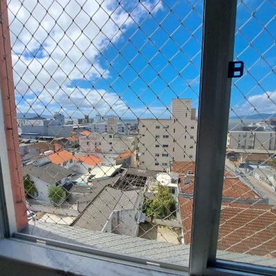 Apartamentos com 39m², 1 quarto, 1 garagem, no bairro Barreiros em São José