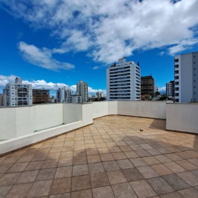 Apartamentos com 39m², 1 quarto, 1 garagem, no bairro Barreiros em São José