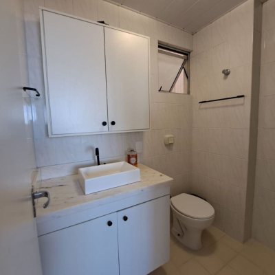 Apartamentos com 39m², 1 quarto, 1 garagem, no bairro Barreiros em São José