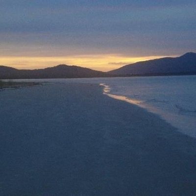 Casa Residencial com 298m², 5 quartos, 1 suíte, 6 garagens, no bairro Daniela em Florianópolis