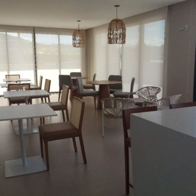 Loft com 53m², 1 quarto, 1 suíte, 1 garagem, no bairro Lagoa Da Conceição em Florianópolis