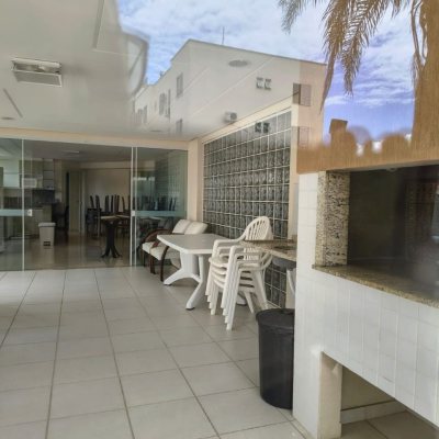 Apartamentos com 120m², 4 quartos, 1 suíte, 3 garagens, no bairro Balneário em Florianópolis