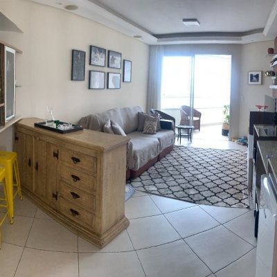 Apartamentos com 120m², 4 quartos, 1 suíte, 3 garagens, no bairro Balneário em Florianópolis