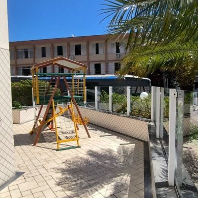 Apartamentos com 135m², 4 quartos, 3 suítes, 2 garagens, no bairro Estreito em Florianópolis