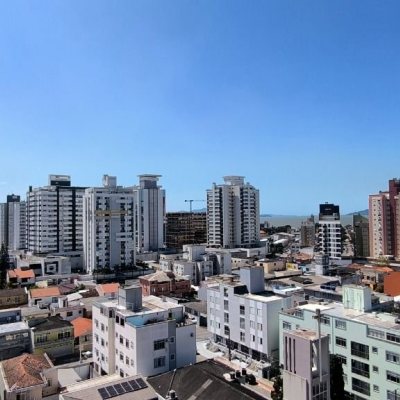 Apartamentos com 135m², 4 quartos, 3 suítes, 2 garagens, no bairro Estreito em Florianópolis