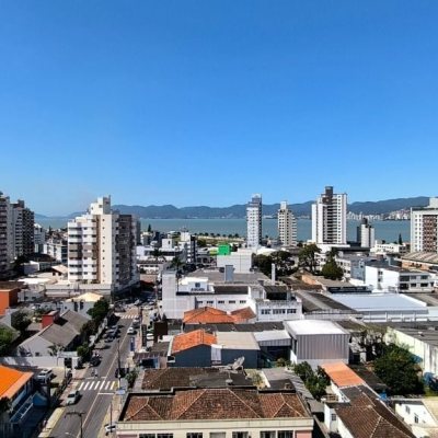 Apartamentos com 135m², 4 quartos, 3 suítes, 2 garagens, no bairro Estreito em Florianópolis