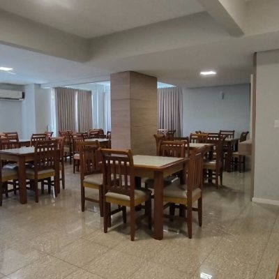 Apartamentos com 135m², 4 quartos, 3 suítes, 2 garagens, no bairro Estreito em Florianópolis