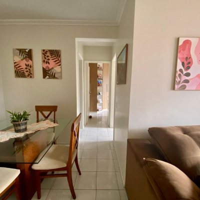 Apartamentos com 61m², 2 quartos, 1 garagem, no bairro Pantanal em Florianópolis