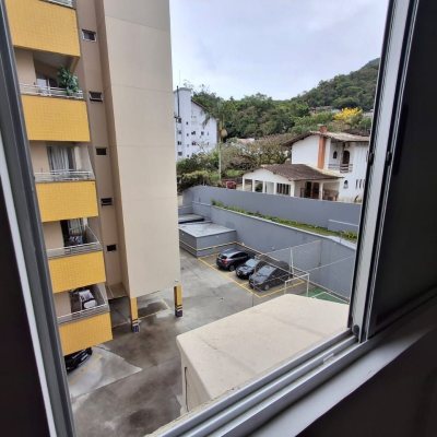Apartamentos com 66m², 2 quartos, 1 suíte, no bairro Saco Grande em Florianópolis