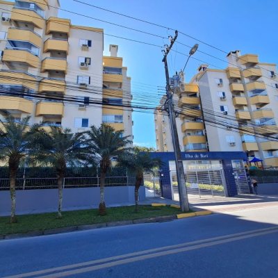 Apartamentos com 66m², 2 quartos, 1 suíte, no bairro Saco Grande em Florianópolis