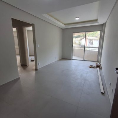Apartamentos com 66m², 2 quartos, 1 suíte, no bairro Saco Grande em Florianópolis