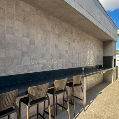 Apartamentos com 37m², 1 quarto, 1 garagem, no bairro Centro em Florianópolis