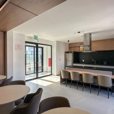 Apartamentos com 37m², 1 quarto, 1 garagem, no bairro Centro em Florianópolis