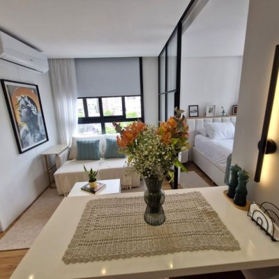 Apartamentos com 37m², 1 quarto, 1 garagem, no bairro Centro em Florianópolis