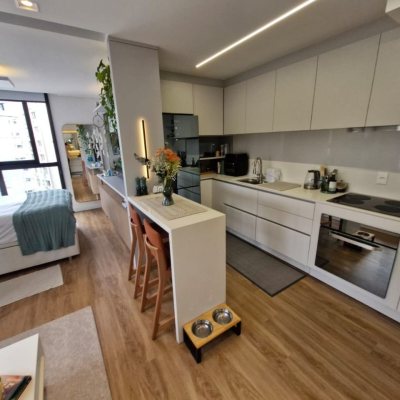 Apartamentos com 37m², 1 quarto, 1 garagem, no bairro Centro em Florianópolis