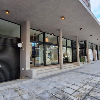 Apartamentos com 37m², 1 quarto, 1 garagem, no bairro Centro em Florianópolis