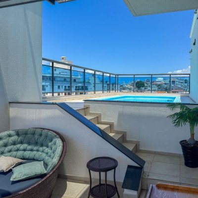 Cobertura com 337m², 3 quartos, 1 suíte, 2 garagens, no bairro Balneário em Florianópolis