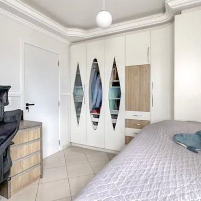 Cobertura com 337m², 3 quartos, 1 suíte, 2 garagens, no bairro Balneário em Florianópolis