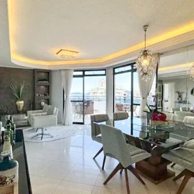 Cobertura com 337m², 3 quartos, 1 suíte, 2 garagens, no bairro Balneário em Florianópolis
