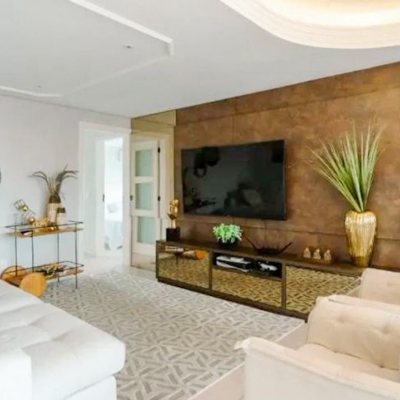 Cobertura com 337m², 3 quartos, 1 suíte, 2 garagens, no bairro Balneário em Florianópolis