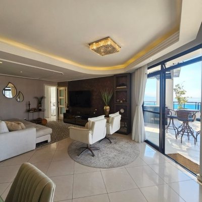 Cobertura com 337m², 3 quartos (sendo 1 suíte), 3 garagens, no bairro Balneário em Florianópolis