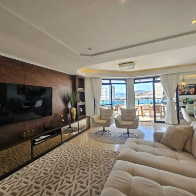 Cobertura com 337m², 3 quartos (sendo 1 suíte), 3 garagens, no bairro Balneário em Florianópolis