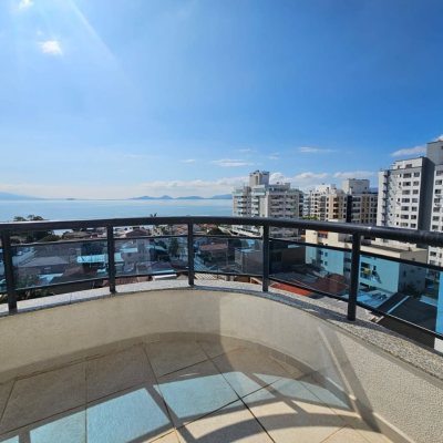 Cobertura com 337m², 3 quartos (sendo 1 suíte), 3 garagens, no bairro Balneário em Florianópolis