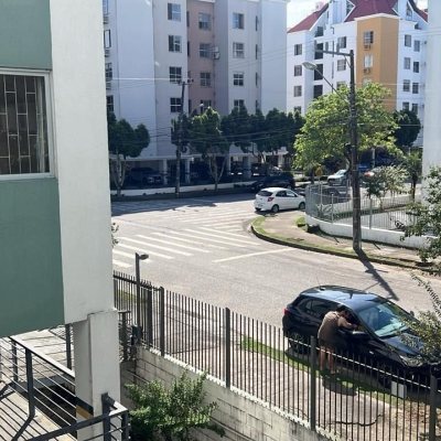 Apartamentos com 52m², 2 quartos, 1 garagem, no bairro Itacorubi em Florianópolis