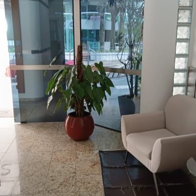 Apartamentos com 151m², 4 quartos (sendo 1 suíte), 2 garagens, no bairro Centro em Florianópolis