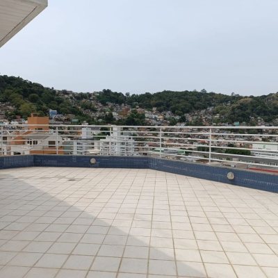 Apartamentos com 151m², 4 quartos (sendo 1 suíte), 2 garagens, no bairro Centro em Florianópolis