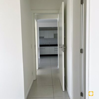 Apartamentos com 60m², 2 quartos, 1 suíte, 1 garagem, no bairro Areias em São José